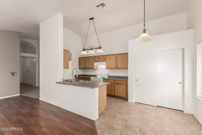 727 E Long Avenue, Buckeye, AZ 85326 - Photo 13