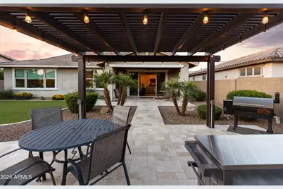 22121 E Russet Road, Queen Creek, AZ 85142 - Photo 11