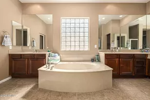 29076 N 69th Dr, Peoria, AZ 85383 - Photo 23