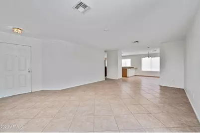 6723 S 31st Drive, Phoenix, AZ 85041 - Photo 3