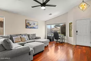 172 W Shannon St, Gilbert, AZ 85233 - Photo 3