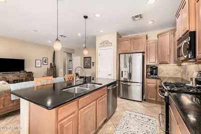 5308 W Desert Hollow Drive, Phoenix, AZ 85083 - Photo 13