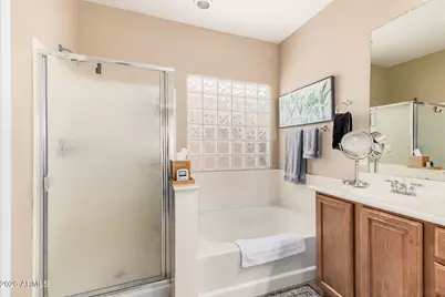 5308 W Desert Hollow Drive, Phoenix, AZ 85083 - Photo 35