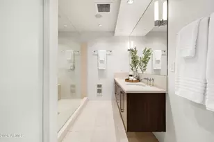 4745 N Scottsdale Rd, Scottsdale, AZ 85251 - Photo 11