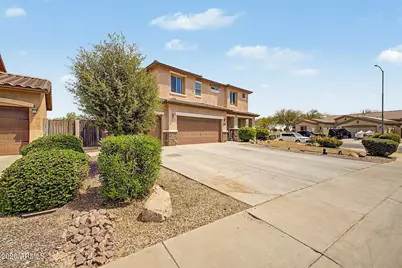 37668 W Vera Cruz Drive, Maricopa, AZ 85138 - Photo 5