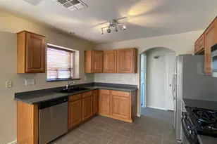 2327 W Running Deer Trl, Phoenix, AZ 85085 - Photo 5