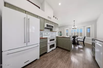 461 E Merrill Avenue, Gilbert, AZ 85234 - Photo 9