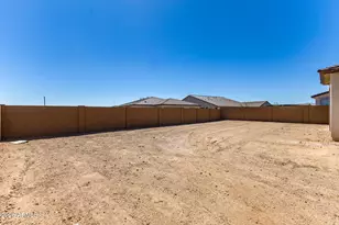 15769 W Desert Hollow Dr, Surprise, AZ 85387 - Photo 37