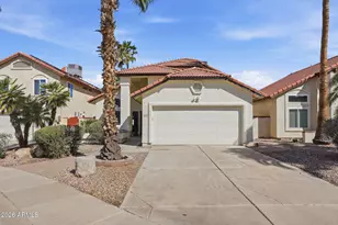 926 E Calle Del Norte, Chandler, AZ 85225 - Photo 1