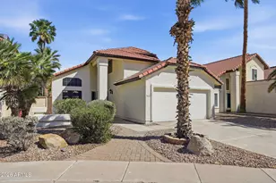 926 E Calle Del Norte, Chandler, AZ 85225 - Photo 3