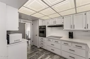 12219 N Sun Valley Dr, Sun City, AZ 85351 - Photo 9