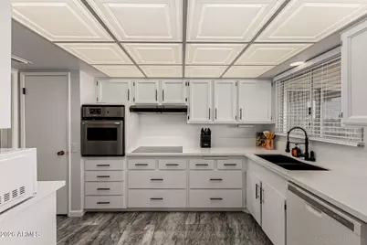 12219 N Sun Valley Drive, Sun City, AZ 85351 - Photo 7