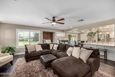 2611 E Catclaw Street, Gilbert, AZ 85296 - Photo 9