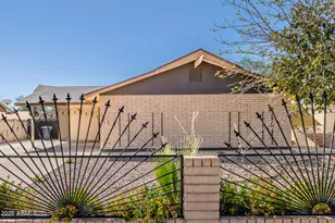 2537 E La Jolla Dr, Tempe, AZ 85282 - Photo 13