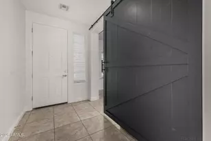 10847 W Swayback Pass, Peoria, AZ 85383 - Photo 5