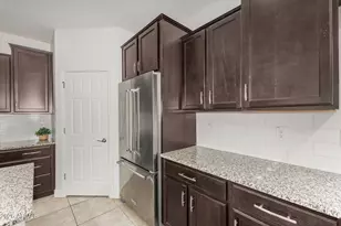 10847 W Swayback Pass, Peoria, AZ 85383 - Photo 15