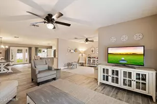 5335 E Hillery Dr, Scottsdale, AZ 85254 - Photo 9