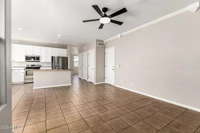 13669 W Cypress Street, Goodyear, AZ 85395 - Photo 11