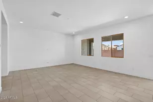 8855 W Oregon Ave, Glendale, AZ 85305 - Photo 11