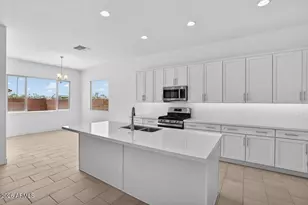 8855 W Oregon Ave, Glendale, AZ 85305 - Photo 9