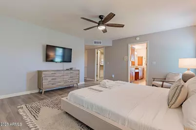 5879 E Le Marche Avenue, Scottsdale, AZ 85254 - Photo 17