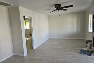 819 E Apollo Rd, Phoenix, AZ 85042 - Photo 7