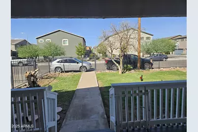 819 E Apollo Road, Phoenix, AZ 85042 - Photo 3