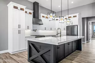 569 S May Pl, Casa Grande, AZ 85194 - Photo 7