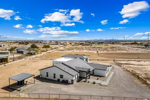 569 S May Pl, Casa Grande, AZ 85194 - Photo 47