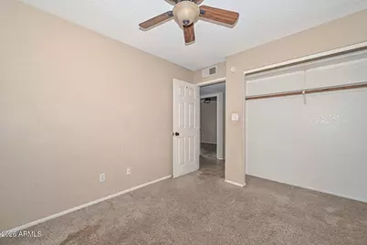 1719 W Yukon Drive, Phoenix, AZ 85027 - Photo 19