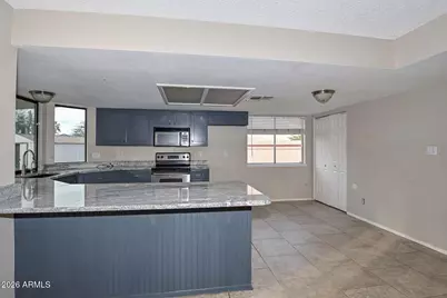 1719 W Yukon Drive, Phoenix, AZ 85027 - Photo 9
