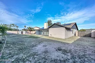 1719 W Yukon Dr, Phoenix, AZ 85027 - Photo 43