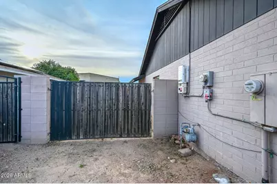 1719 W Yukon Drive, Phoenix, AZ 85027 - Photo 35