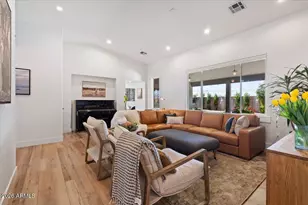 532 N Falcon Dr, Gilbert, AZ 85234 - Photo 7