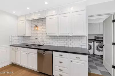 4621 N 43rd Street, Phoenix, AZ 85018 - Photo 9