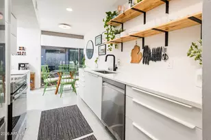 4646 N 11th Ave, Phoenix, AZ 85013 - Photo 5