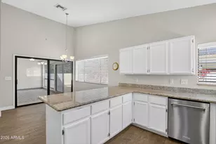 26633 S Queen Palm Ct, Sun Lakes, AZ 85248 - Photo 15