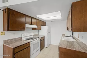 9605 W Mountain View Rd, Peoria, AZ 85345 - Photo 11