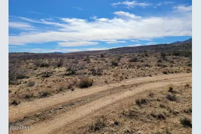 44 W Traveler Way #44, Congress, AZ 85332 - Photo 13