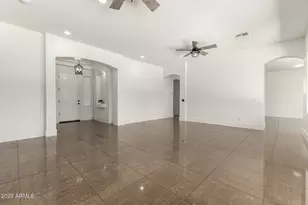 43805 N 43rd Dr, Anthem, AZ 85087 - Photo 11