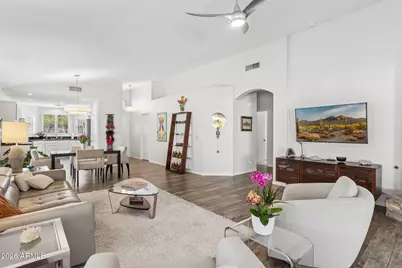 21610 N 44th Place, Phoenix, AZ 85050 - Photo 9