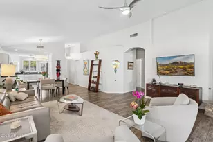 21610 N 44th Pl, Phoenix, AZ 85050 - Photo 9