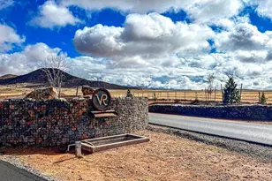 9255 N Feather Trce Rd, Prescott Valley, AZ 86314 - Photo 1