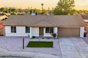 8628 S 14th Pl, Phoenix, AZ 85042 - Photo 1