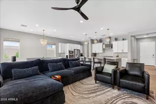 22036 N 59th Wy, Phoenix, AZ 85054 - Photo 5