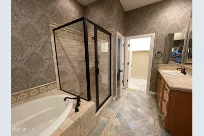 12035 W Red Hawk Drive, Peoria, AZ 85383 - Photo 11