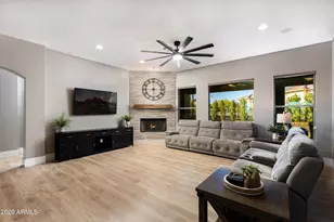 25803 N 8th Ave, Phoenix, AZ 85085 - Photo 13