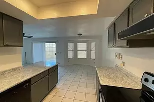 14487 N 57th Dr, Glendale, AZ 85306 - Photo 7