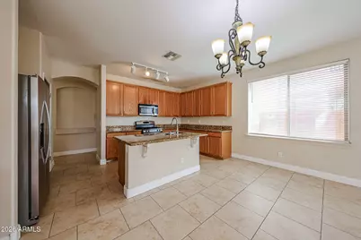 16577 W Saguaro Lane, Surprise, AZ 85388 - Photo 17