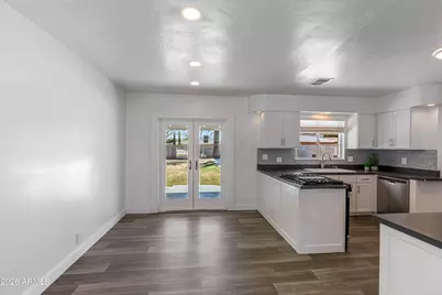 1807 E San Miguel Avenue, Phoenix, AZ 85016 - Photo 7